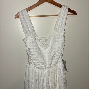 Max Studio White Maxi Dress Small NWT Fitted Top Flowy Skirt 50” Length